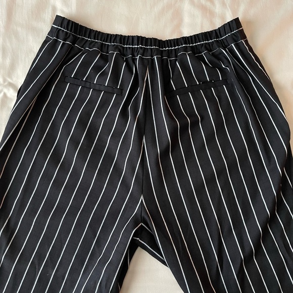 Striped trousers - Picture 2 of 3